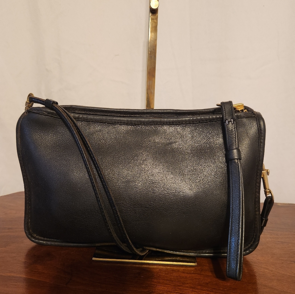 Vintage "New York City" Coach bag